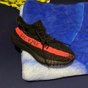 Yeezys sneakers